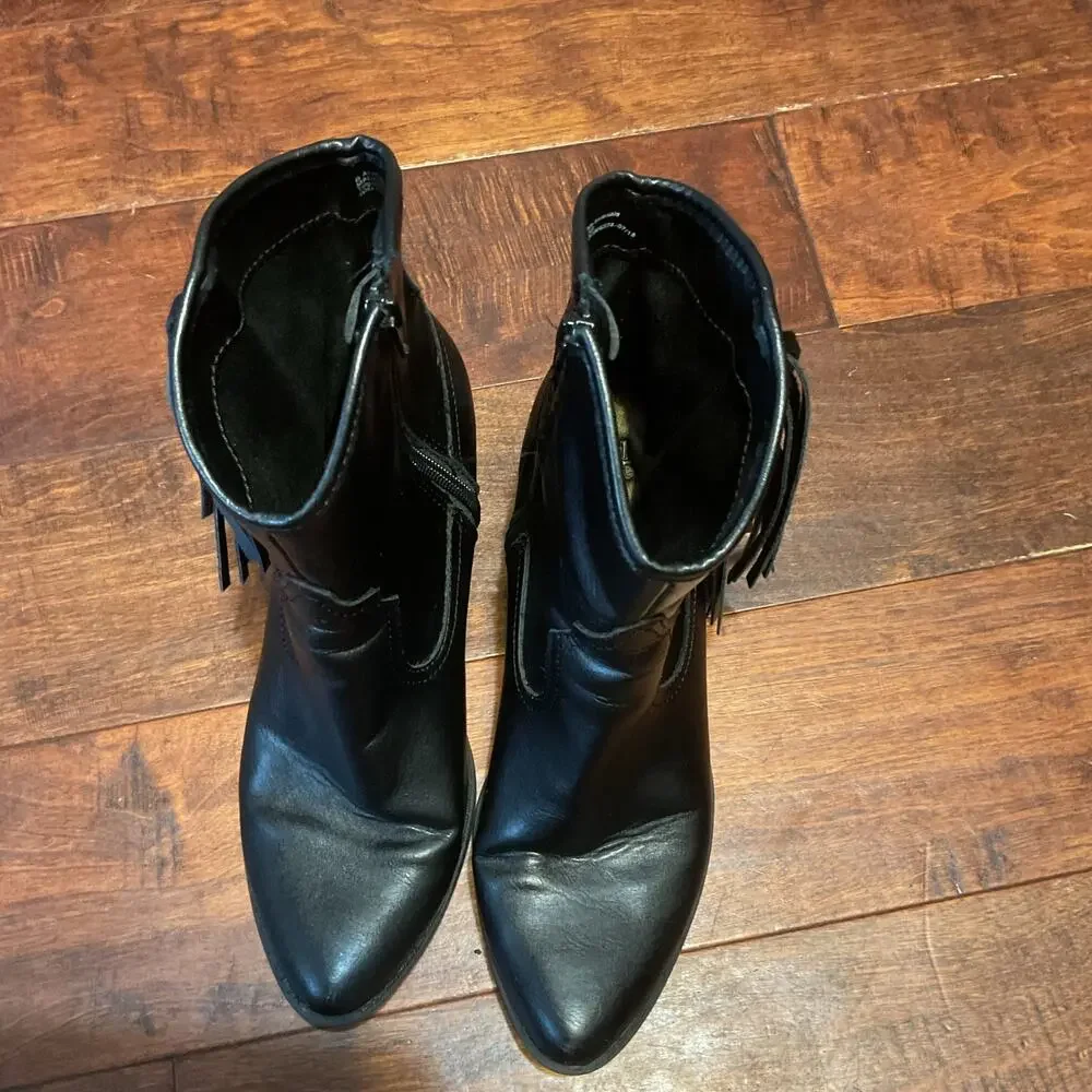 Wild Fable Women's Cordette Fringe Western Bootie Sz 8